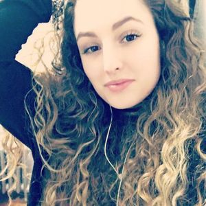 Meet your Posher, Mariana